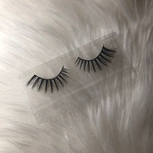 False lashes